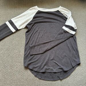 So long sleeved shirt